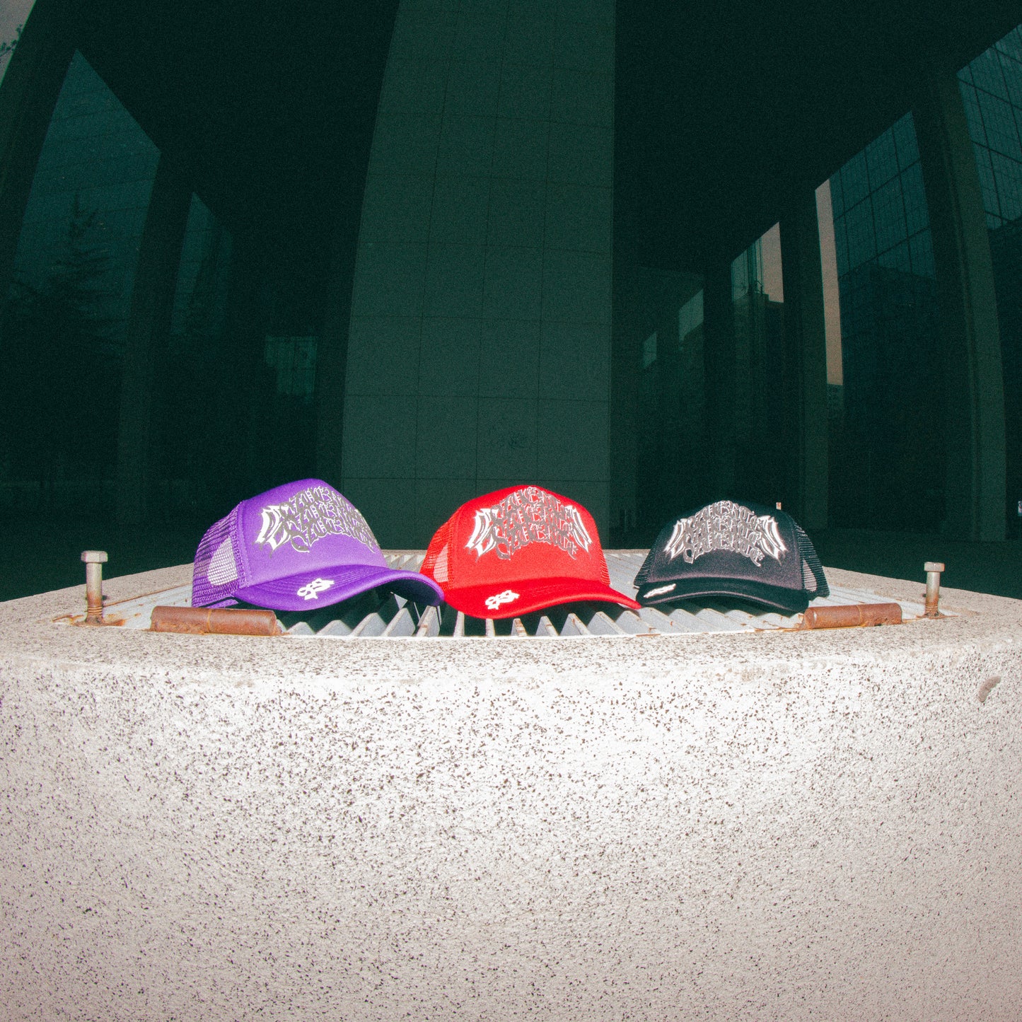 ZEROZUERTE CLASSICS: "PLAYERS" TRUCKER HAT